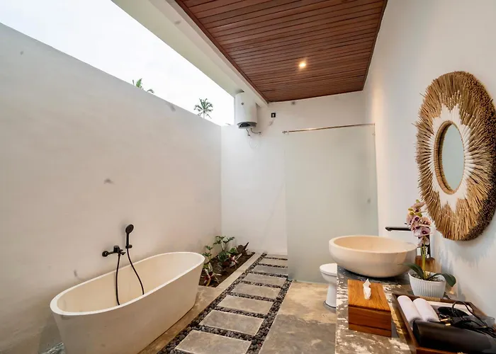 Villa Brand New Modern Private With Pool *